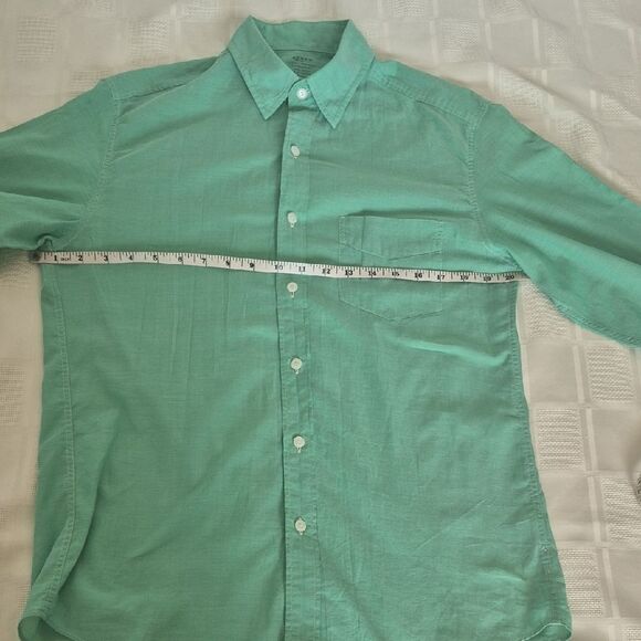 J. Crew Men's Mint Green Casual Button-Down Shirt - Picture 9 of 16